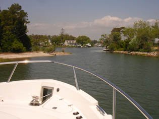 enteringcoralbaymarina-2.jpg