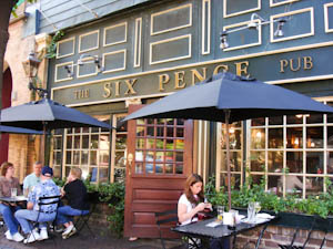 sixsensepub-11.jpg