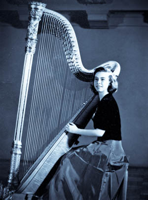 barbyharp-1946.jpg