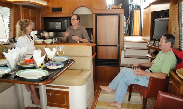 dinneronricksboat-14.jpg