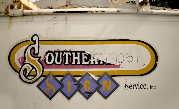 trucksign-1.jpg