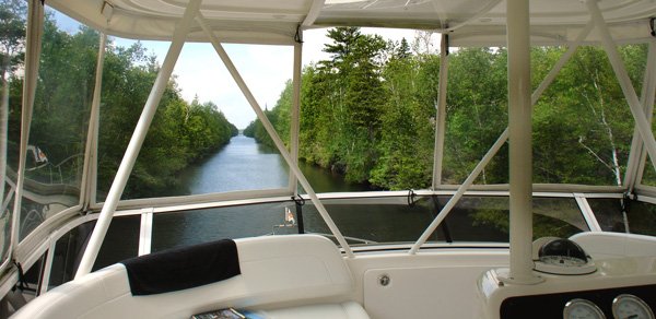 Trent Severn Waterway – Lock Wall in Gamebridge, Canada togamebridge 13 Trent Severn Waterway – Lock Wall in Gamebridge, Canada