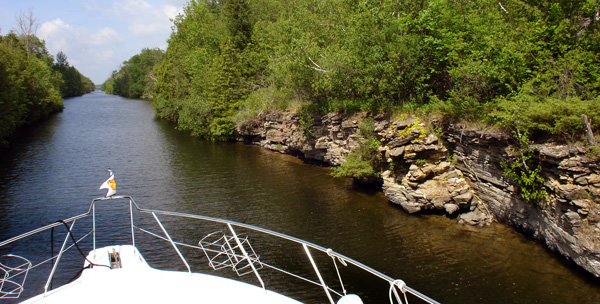Trent Severn Waterway – Lock Wall in Gamebridge, Canada togamebridge 20 Trent Severn Waterway – Lock Wall in Gamebridge, Canada