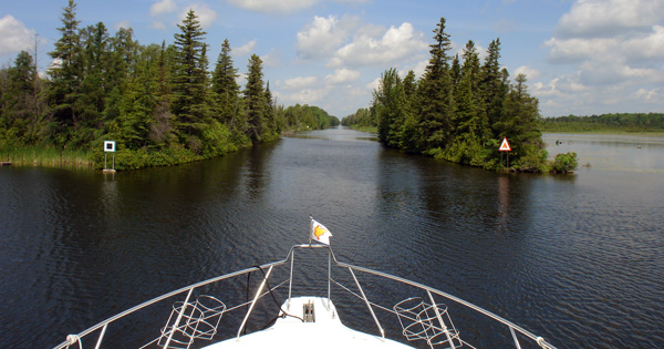 Trent Severn Waterway – Lock Wall in Gamebridge, Canada togamebridge 38 Trent Severn Waterway – Lock Wall in Gamebridge, Canada