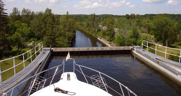 Trent Severn Waterway – Lock Wall in Gamebridge, Canada togamebridge 74 Trent Severn Waterway – Lock Wall in Gamebridge, Canada